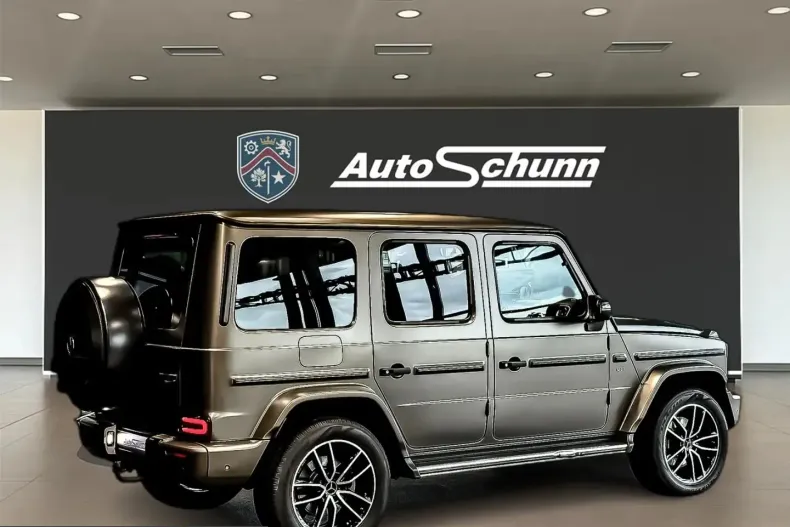 Mercedes-Benz G 230 (Clasa G) din 2023 cu 77.100 km - oferta MER222995 - foto 4