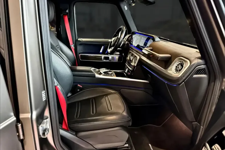 Mercedes-Benz G 230 (Clasa G) din 2023 cu 77.100 km - oferta MER222995 - foto 19