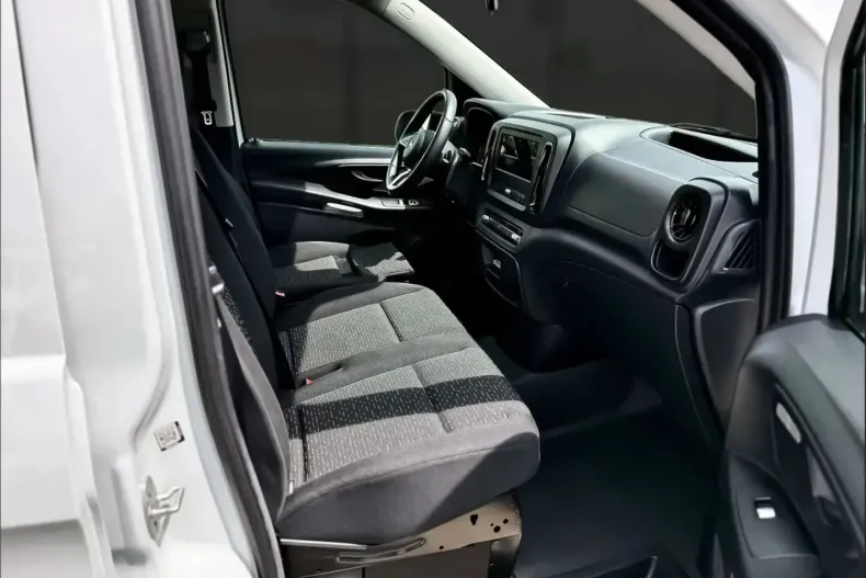 Mercedes-Benz Vito din 2024 cu 51.400 km - oferta MER223000 - foto 14