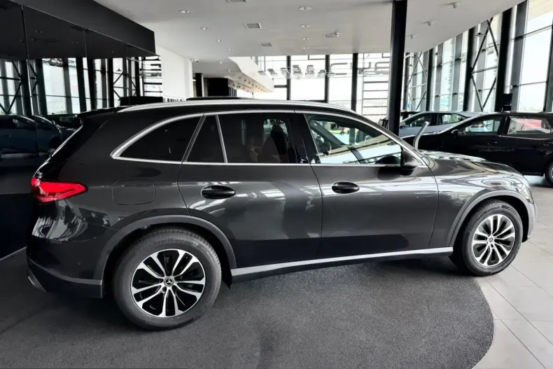 Mercedes-Benz GLC 200 (Clasa GLC) din 2023 cu 99.085 km - oferta MER223001 - foto 6