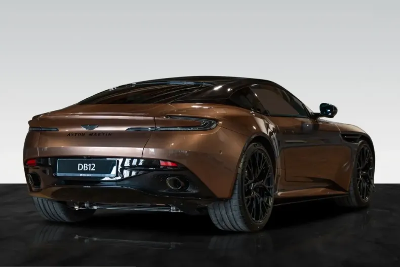 Aston Martin DB12 din 2025 cu 2.500 km - oferta AST223018 - foto 8
