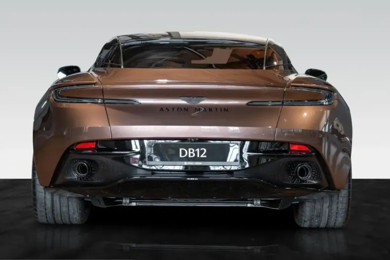 Aston Martin DB12 din 2025 cu 2.500 km - oferta AST223018 - foto 9