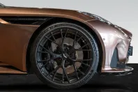 Aston Martin DB12 din 2025 cu 2.500 km - oferta AST223018 - foto 11