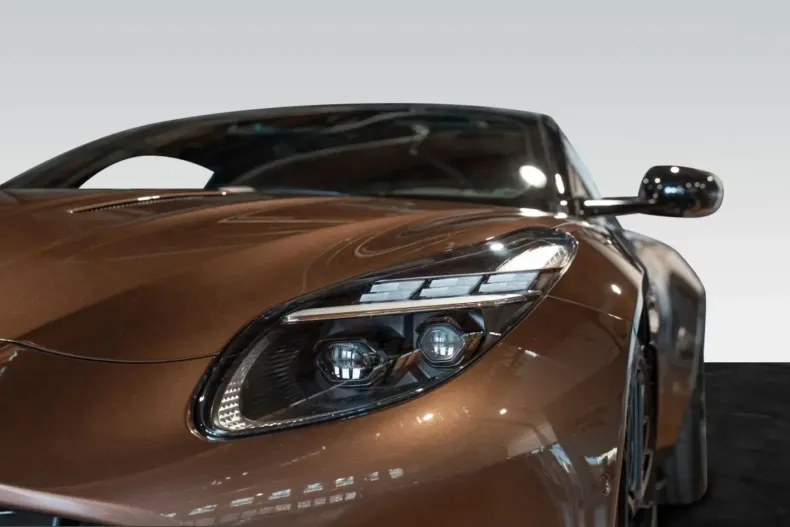Aston Martin DB12 din 2025 cu 2.500 km - oferta AST223018 - foto 16