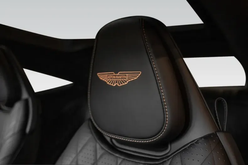 Aston Martin DB12 din 2025 cu 2.500 km - oferta AST223018 - foto 19