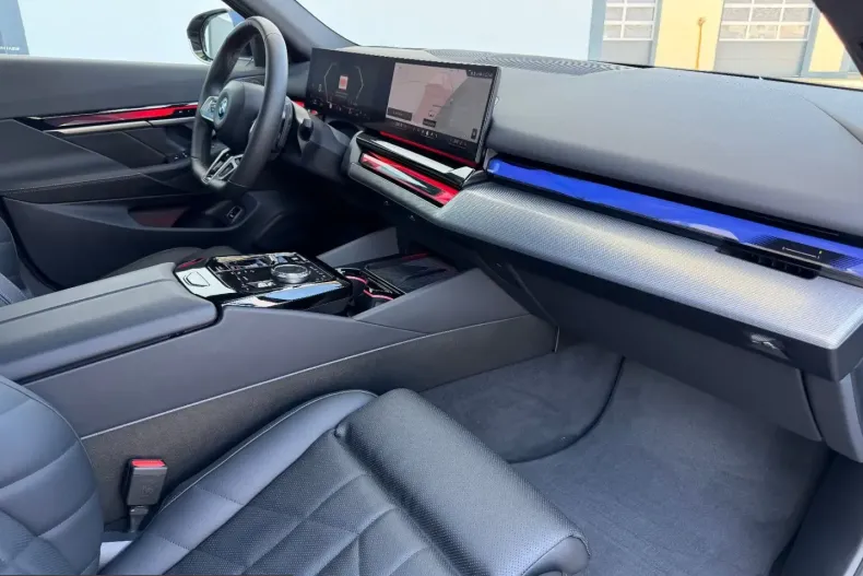 BMW 550 (Seria 5) din 2025 cu 28.652 km - oferta BMW223028 - foto 19