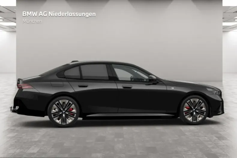 BMW 550 (Seria 5) din 2025 cu 49.146 km - oferta BMW223029 - foto 7