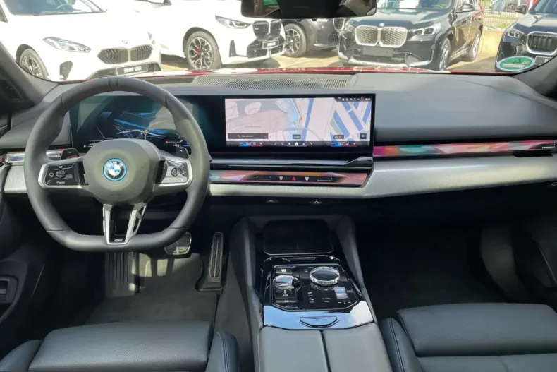 BMW 550 (Seria 5) din 2025 cu 16.670 km - oferta BMW223034 - foto 3
