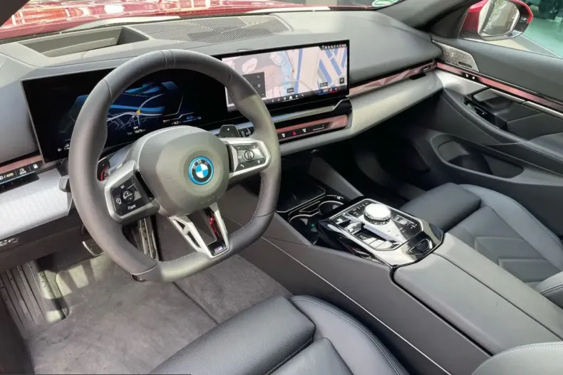 BMW 550 (Seria 5) din 2025 cu 16.670 km - oferta BMW223034 - foto 4