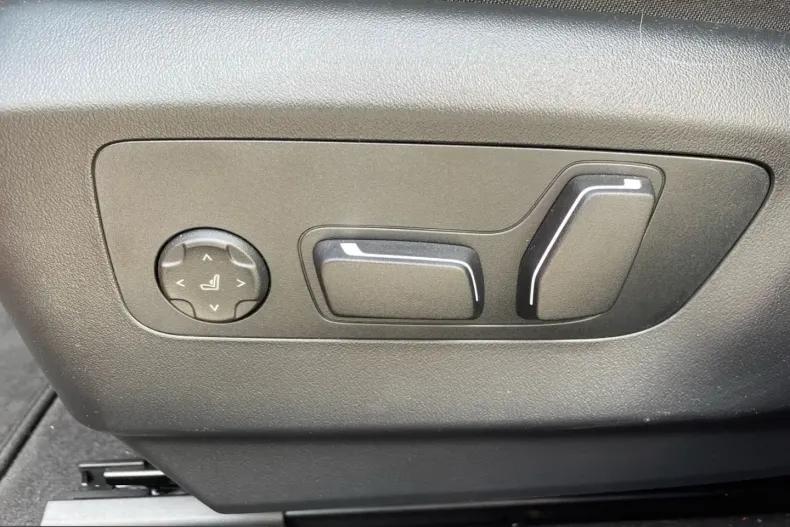 BMW 550 (Seria 5) din 2025 cu 16.670 km - oferta BMW223034 - foto 10