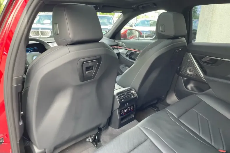 BMW 550 (Seria 5) din 2025 cu 16.670 km - oferta BMW223034 - foto 21
