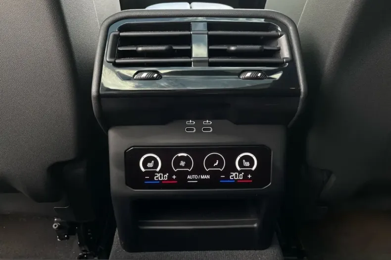 BMW 550 (Seria 5) din 2025 cu 16.670 km - oferta BMW223034 - foto 23