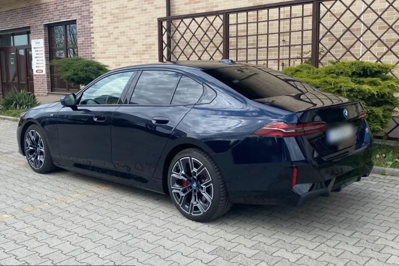 BMW 550 (Seria 5) din 2024 cu 70.000 km - oferta BMW223037 - foto 3