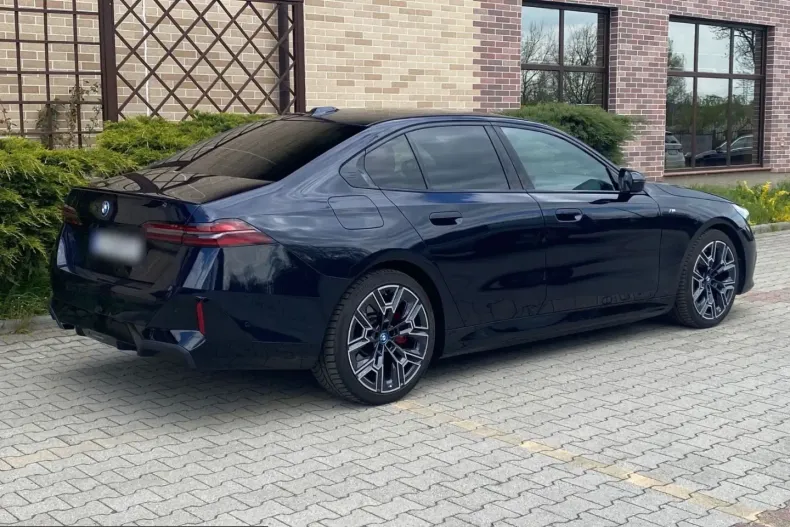 BMW 550 (Seria 5) din 2024 cu 70.000 km - oferta BMW223037 - foto 6