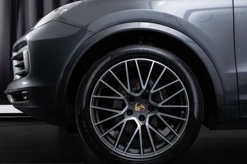 Porsche Cayenne din 2023 cu 91.790 km - oferta POR223047 - foto 6