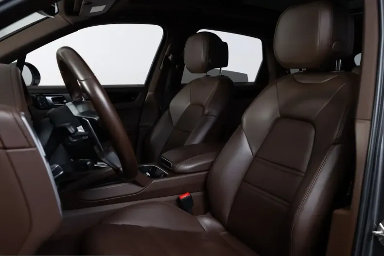 Porsche Cayenne din 2023 cu 91.790 km - oferta POR223047 - foto 10
