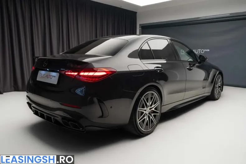 Mercedes-Benz C 63 AMG (Clasa C) din 2024 cu 17.000 km - oferta MER223048 - foto 3