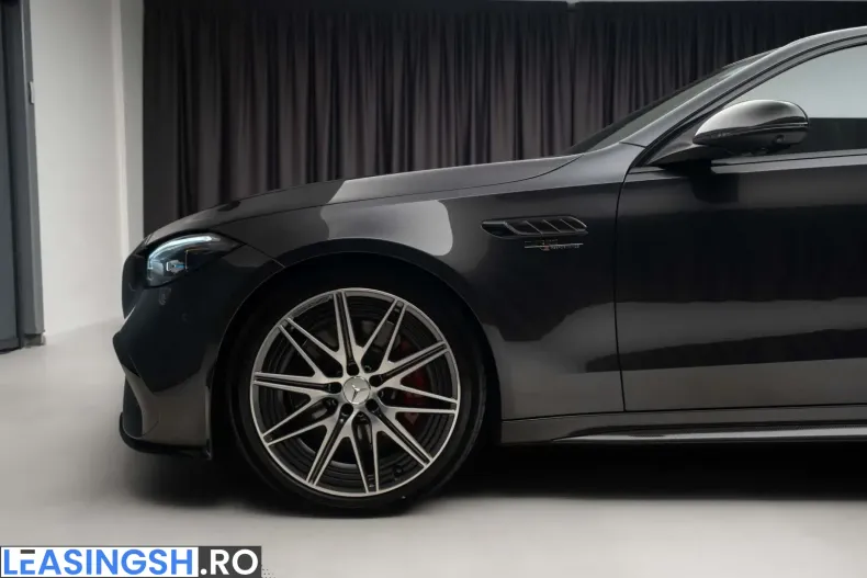 Mercedes-Benz C 63 AMG (Clasa C) din 2024 cu 17.000 km - oferta MER223048 - foto 11