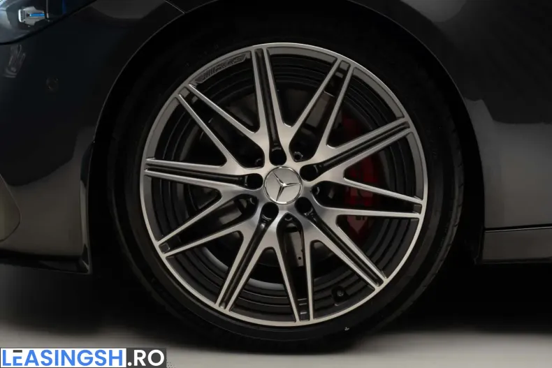 Mercedes-Benz C 63 AMG (Clasa C) din 2024 cu 17.000 km - oferta MER223048 - foto 12