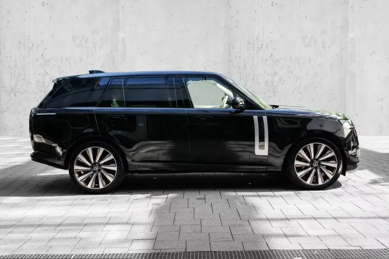 Land Rover Range Rover din 2025 cu 8.000 km - oferta LAN223051 - foto 5