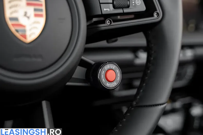 Porsche 992 din 2026 cu 9.900 km - oferta POR223057 - foto 31