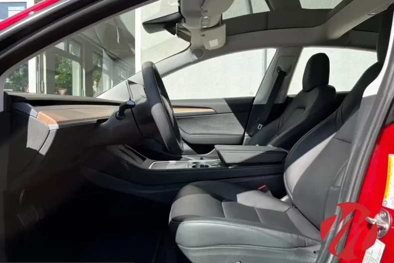 Tesla Model 3 din 2022 cu 6.000 km - oferta TES223058 - foto 7