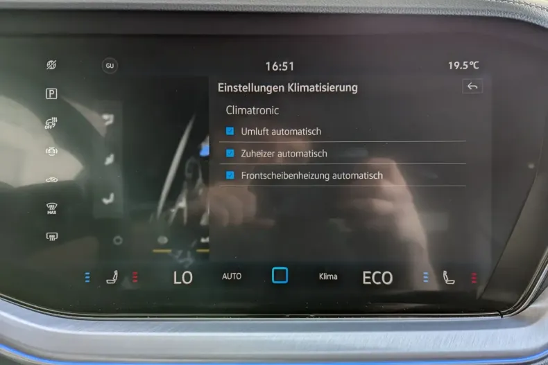 Volkswagen Touareg din 2025 cu 19.899 km - oferta VOL223063 - foto 39