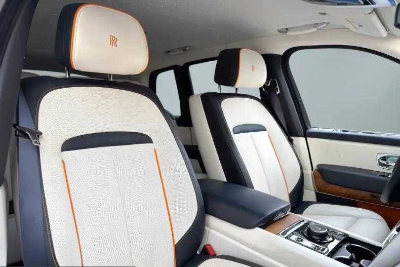 Rolls-Royce Cullinan din 2021 cu 36.048 km - oferta ROL223065 - foto 16