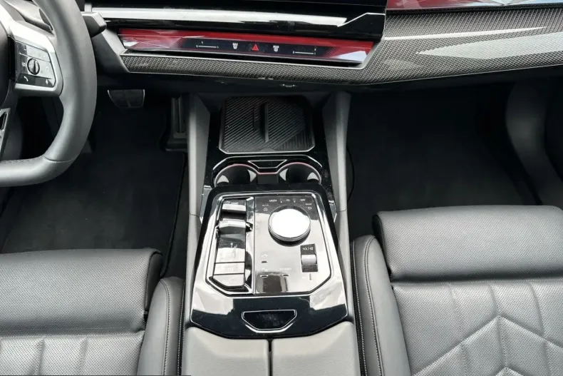 BMW 520 (Seria 5) din 2025 cu 24.730 km - oferta BMW223068 - foto 9