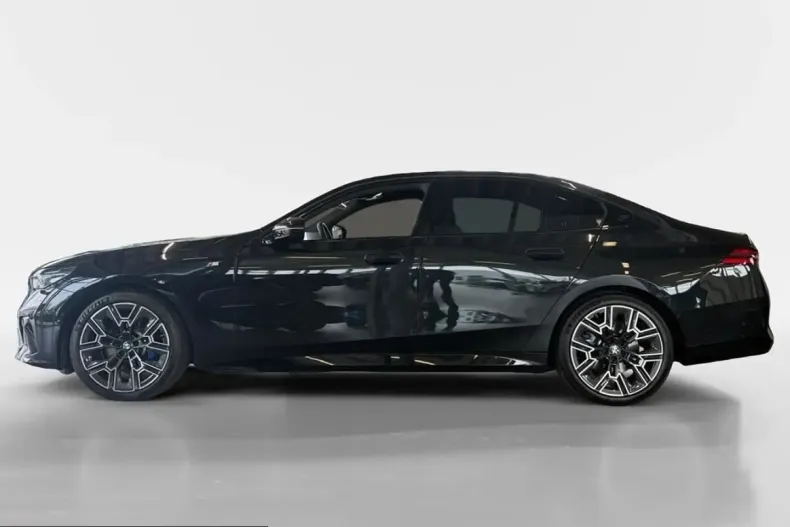 BMW 520 (Seria 5) din 2025 cu 32.400 km - oferta BMW223069 - foto 3
