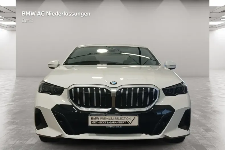 BMW 520 (Seria 5) din 2025 cu 8.213 km - oferta BMW223072 - foto 1