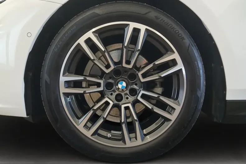 BMW 520 (Seria 5) din 2025 cu 8.213 km - oferta BMW223072 - foto 5