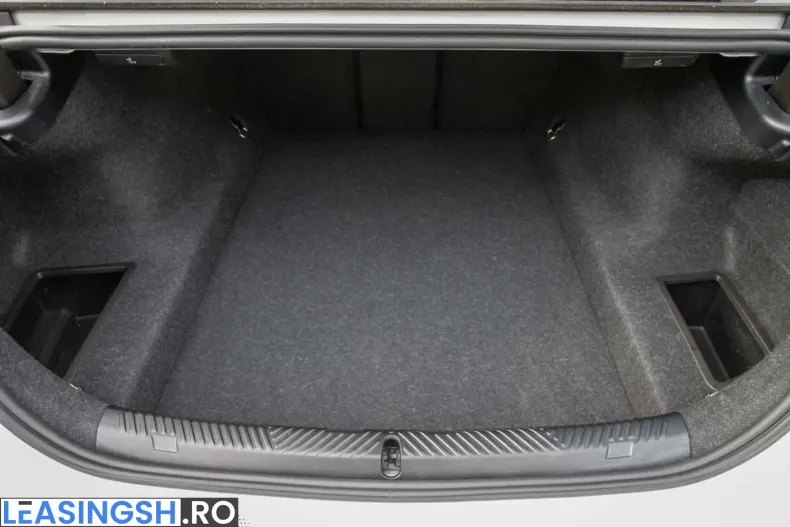 BMW 520 (Seria 5) din 2025 cu 18.360 km - oferta BMW223073 - foto 15