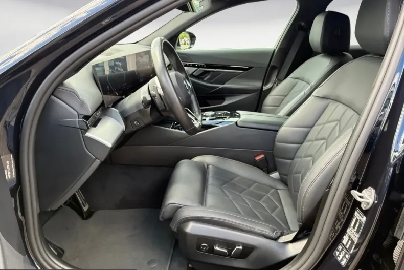 BMW 520 (Seria 5) din 2024 cu 49.784 km - oferta BMW223074 - foto 6