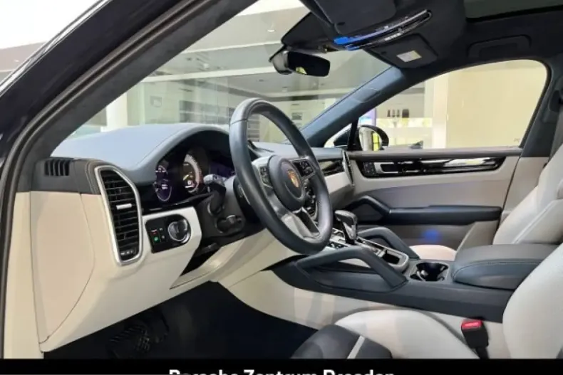 Porsche Cayenne din 2023 cu 53.681 km - oferta POR223079 - foto 4