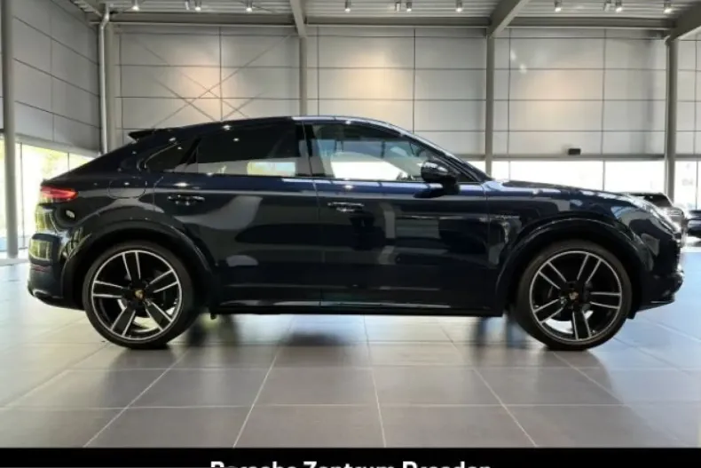 Porsche Cayenne din 2023 cu 53.681 km - oferta POR223079 - foto 7