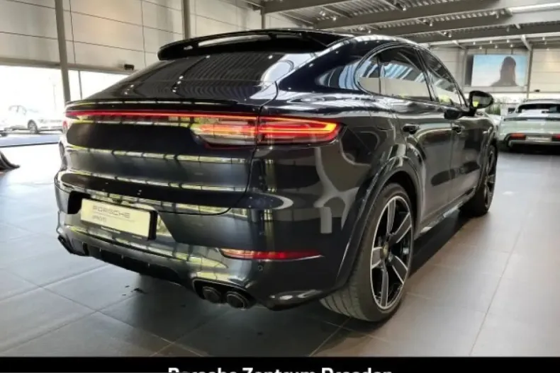 Porsche Cayenne din 2023 cu 53.681 km - oferta POR223079 - foto 8