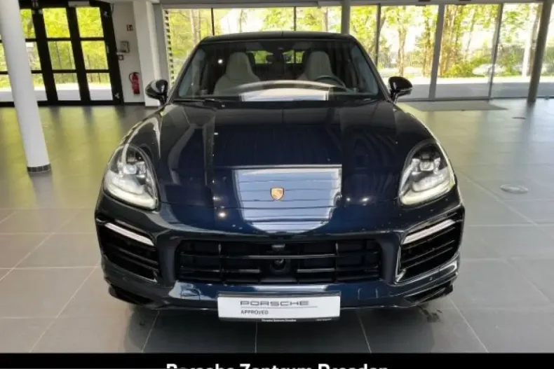 Porsche Cayenne din 2023 cu 53.681 km - oferta POR223079 - foto 9