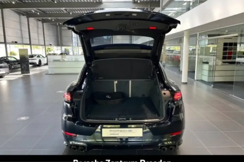 Porsche Cayenne din 2023 cu 53.681 km - oferta POR223079 - foto 11
