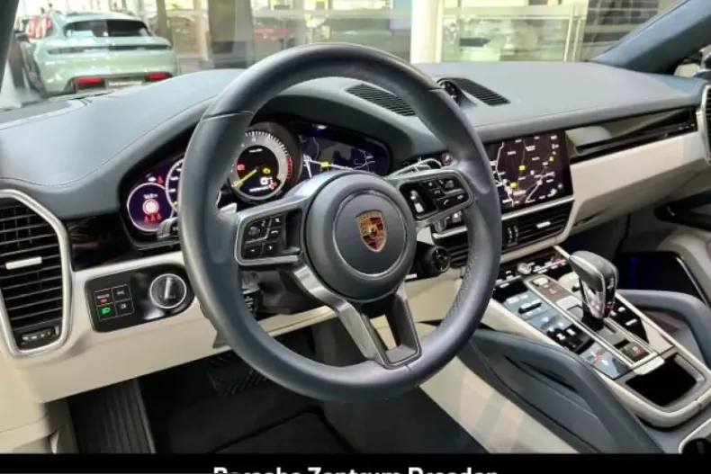 Porsche Cayenne din 2023 cu 53.681 km - oferta POR223079 - foto 16