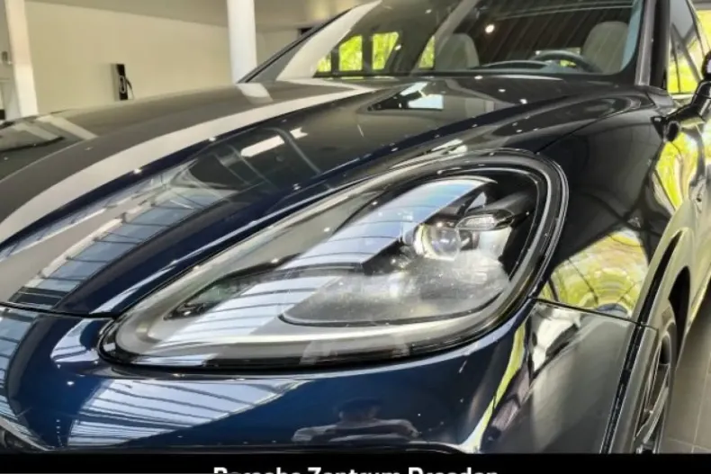 Porsche Cayenne din 2023 cu 53.681 km - oferta POR223079 - foto 29
