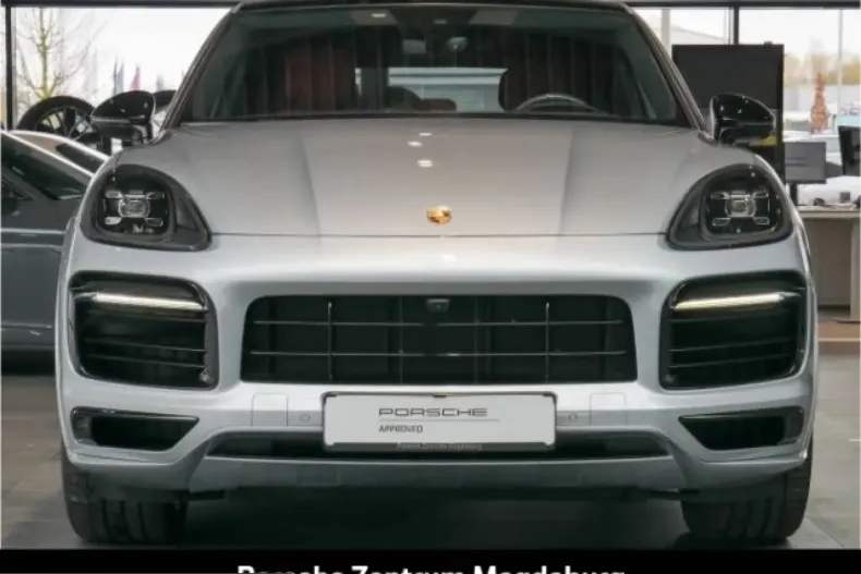 Porsche Cayenne din 2023 cu 49.269 km - oferta POR223080 - foto 10