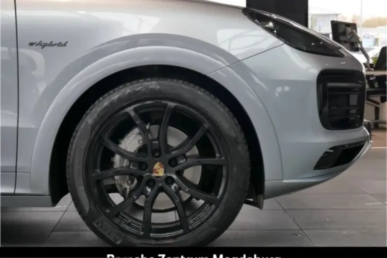Porsche Cayenne din 2023 cu 49.269 km - oferta POR223080 - foto 12