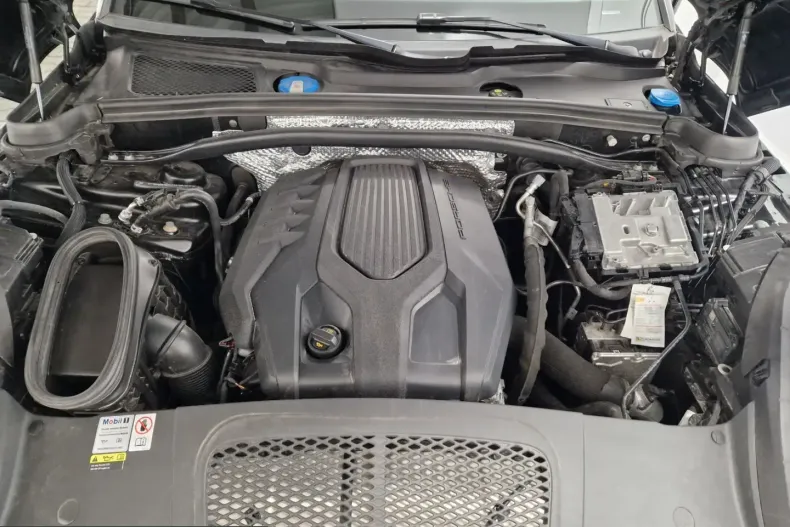 Porsche Macan din 2022 cu 55.420 km - oferta POR223082 - foto 22