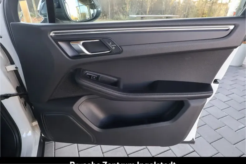 Porsche Macan din 2024 cu 39.990 km - oferta POR223086 - foto 28