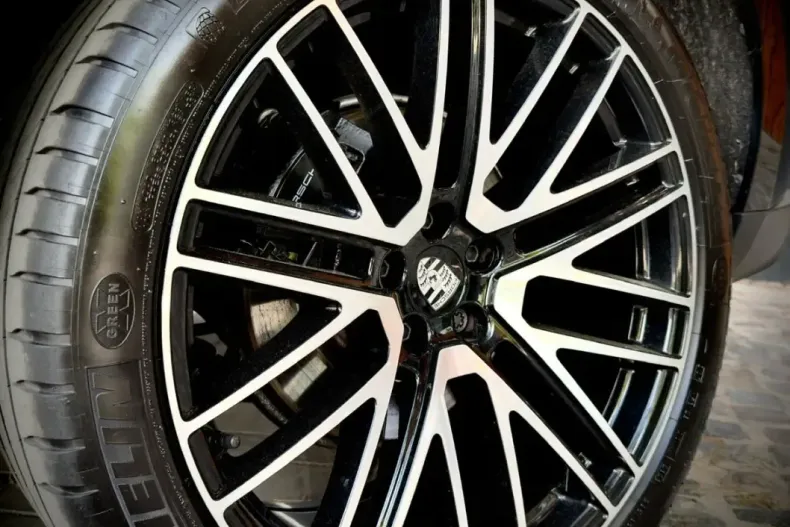 Porsche Macan din 2023 cu 48.000 km - oferta POR223095 - foto 8