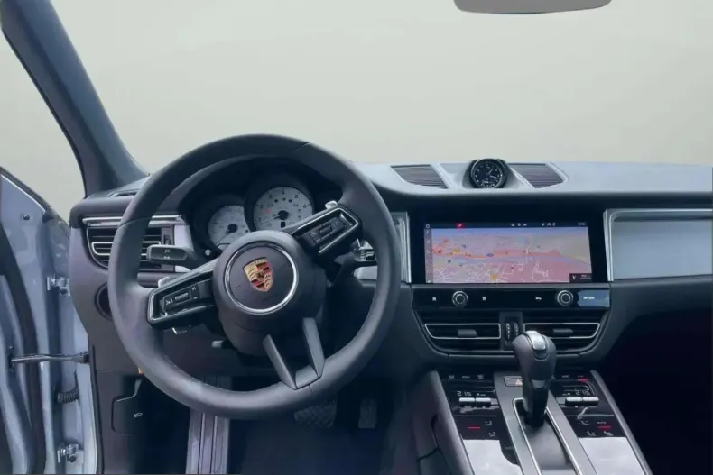 Porsche Macan din 2024 cu 10.000 km - oferta POR223096 - foto 7