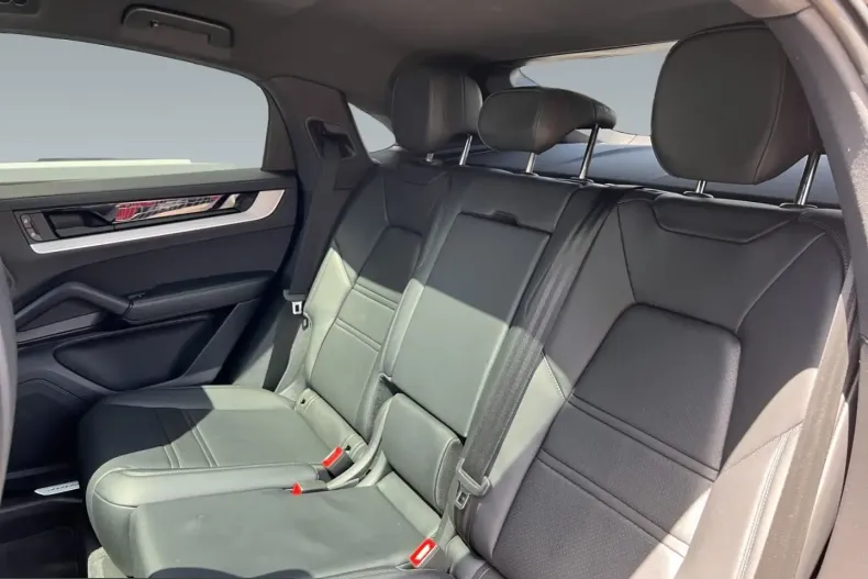 Porsche Cayenne din 2024 cu 28.109 km - oferta POR223098 - foto 10