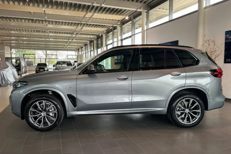 BMW X5 (Seria X) din 2025 cu 26.624 km - oferta BMW223103 - foto 2
