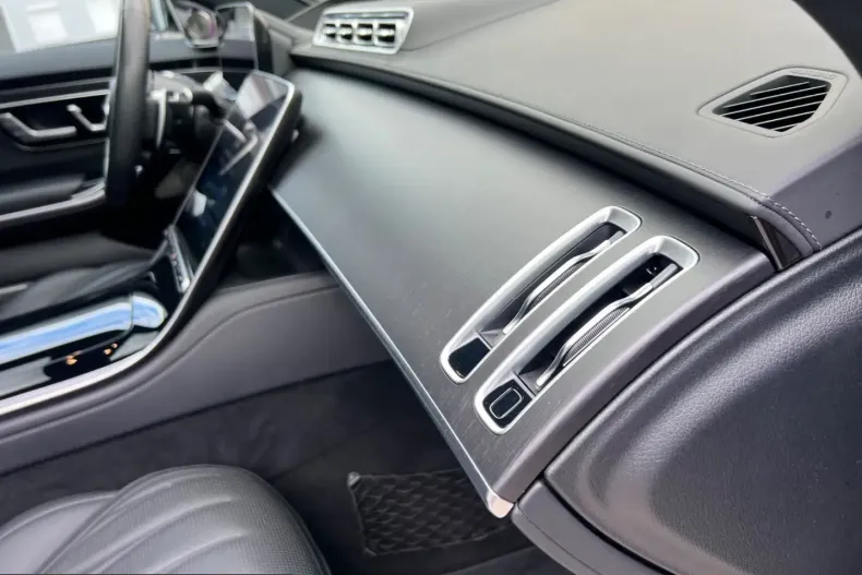 Mercedes-Benz S 63 AMG (Clasa S) din 2024 cu 35.169 km - oferta MER223110 - foto 31